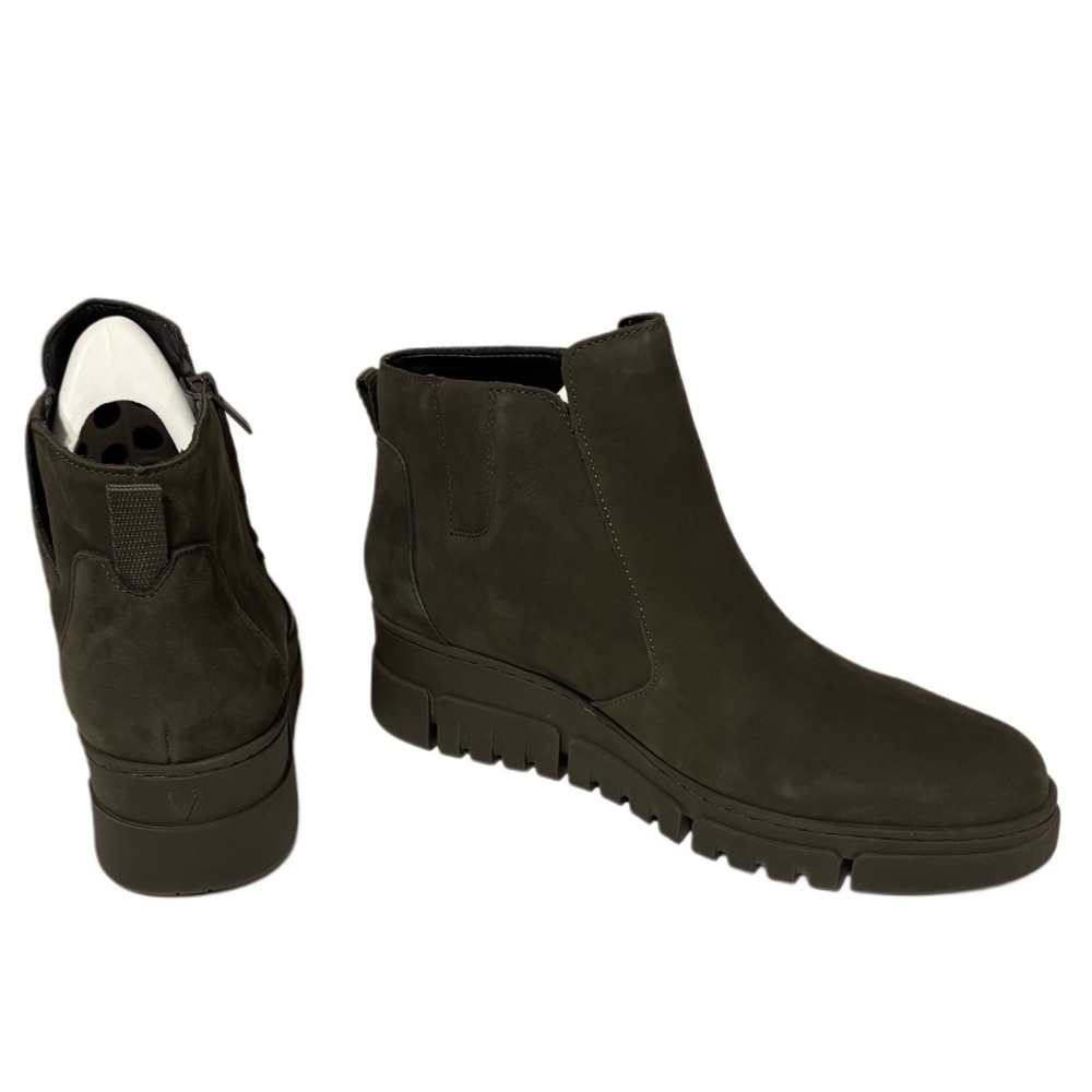 Vionic Olive Ankle Booties NWT - image 4